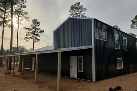 Modern luxury barndominium exterior